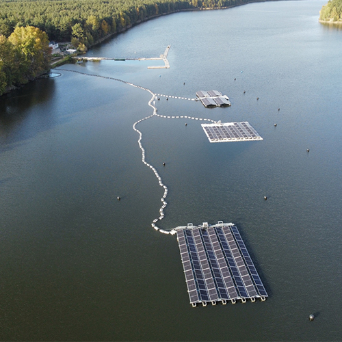 Peitzer Edelfisch schwimmende Solaranlage auf dem Mortkasee (c) Ecotec Deutschland GmbH